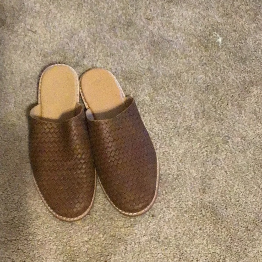 Roots weave shoes